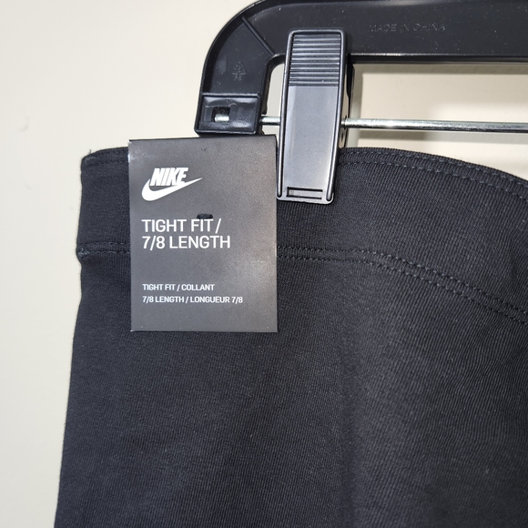 Nike Women's Sportswear Core Printed 7/8 Leggings Size 2X - Picture 4 of 6